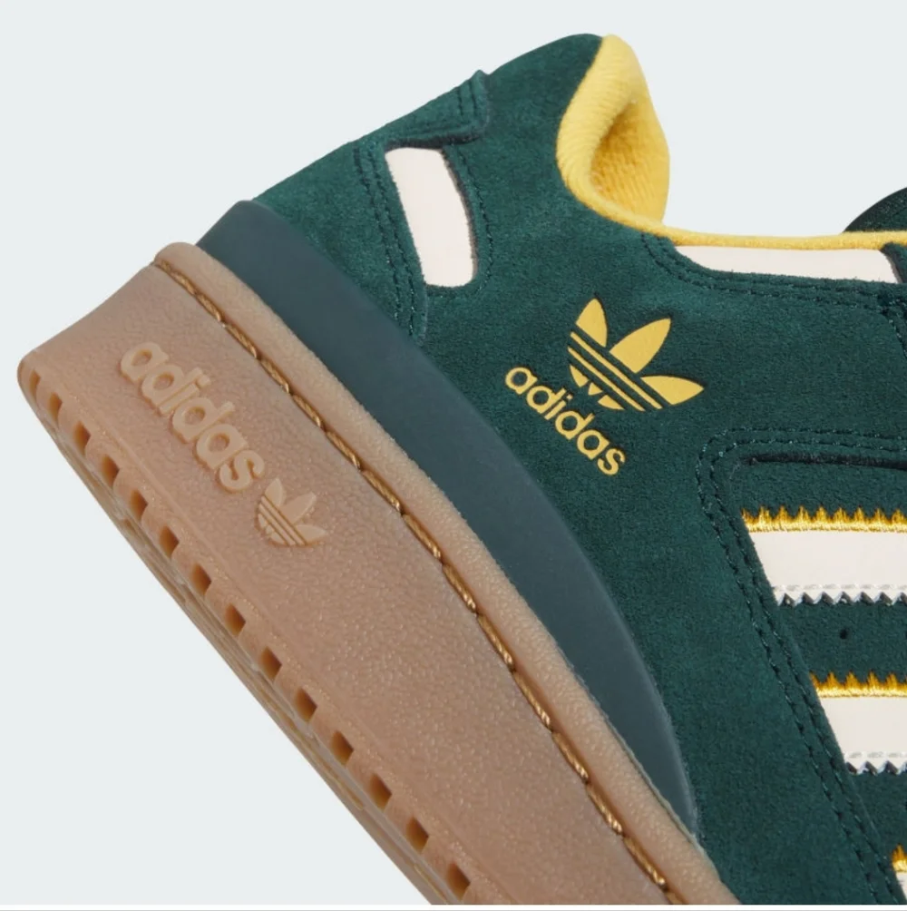 adidas Forum Low CL Causal Aurora Ivy White Green Yellow JQ2656 Men's Size 9.5